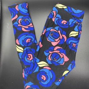 Lularoe Leggings Black With Blue Roses